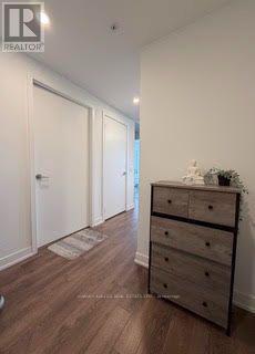 #901 30 SAMUEL WOOD WAY - 8