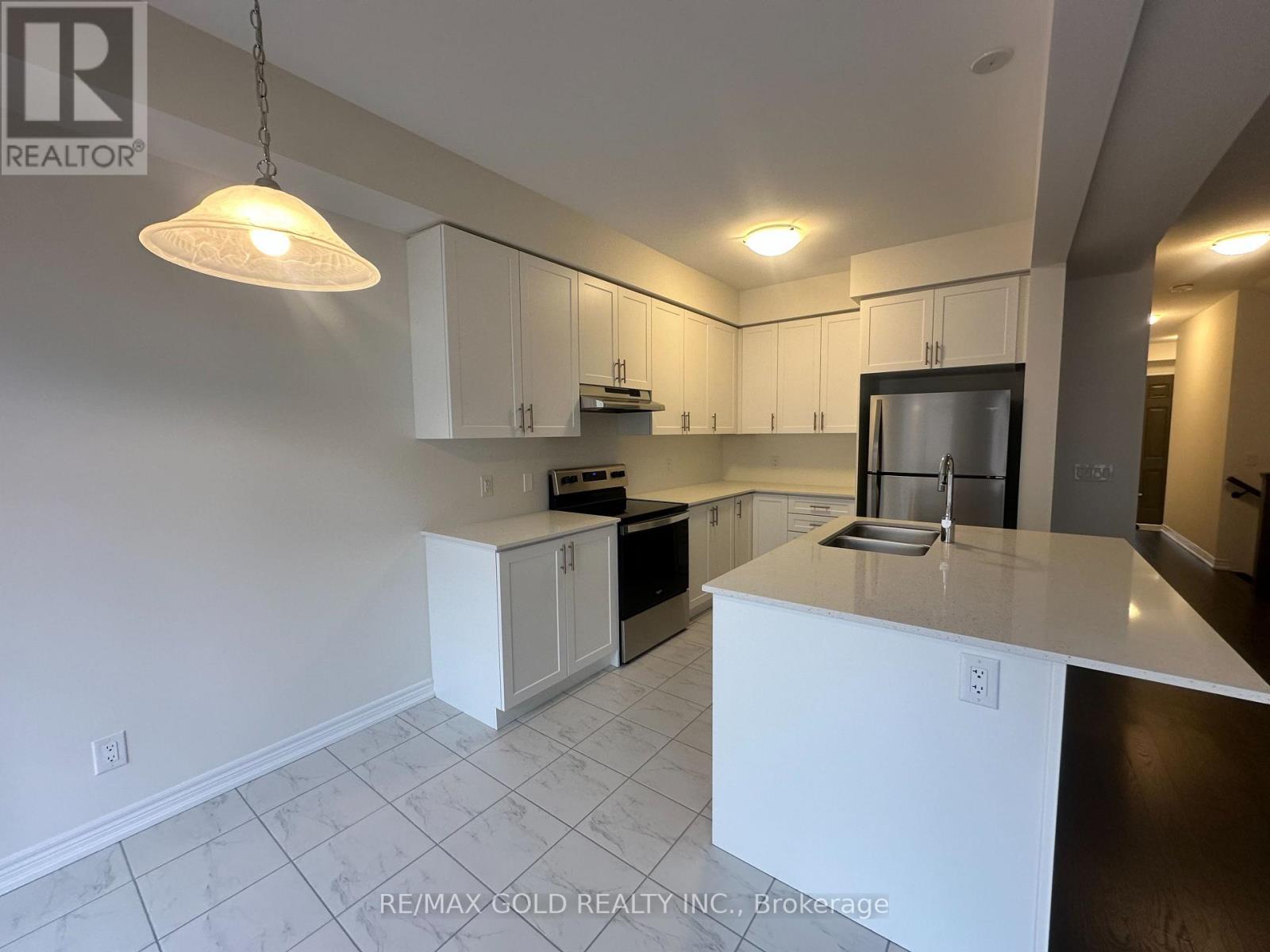 147 BROADACRE DRIVE — photo 3