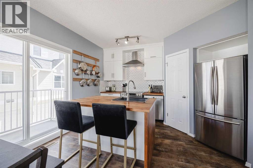 322 Mckenzie Towne Link SE - 8