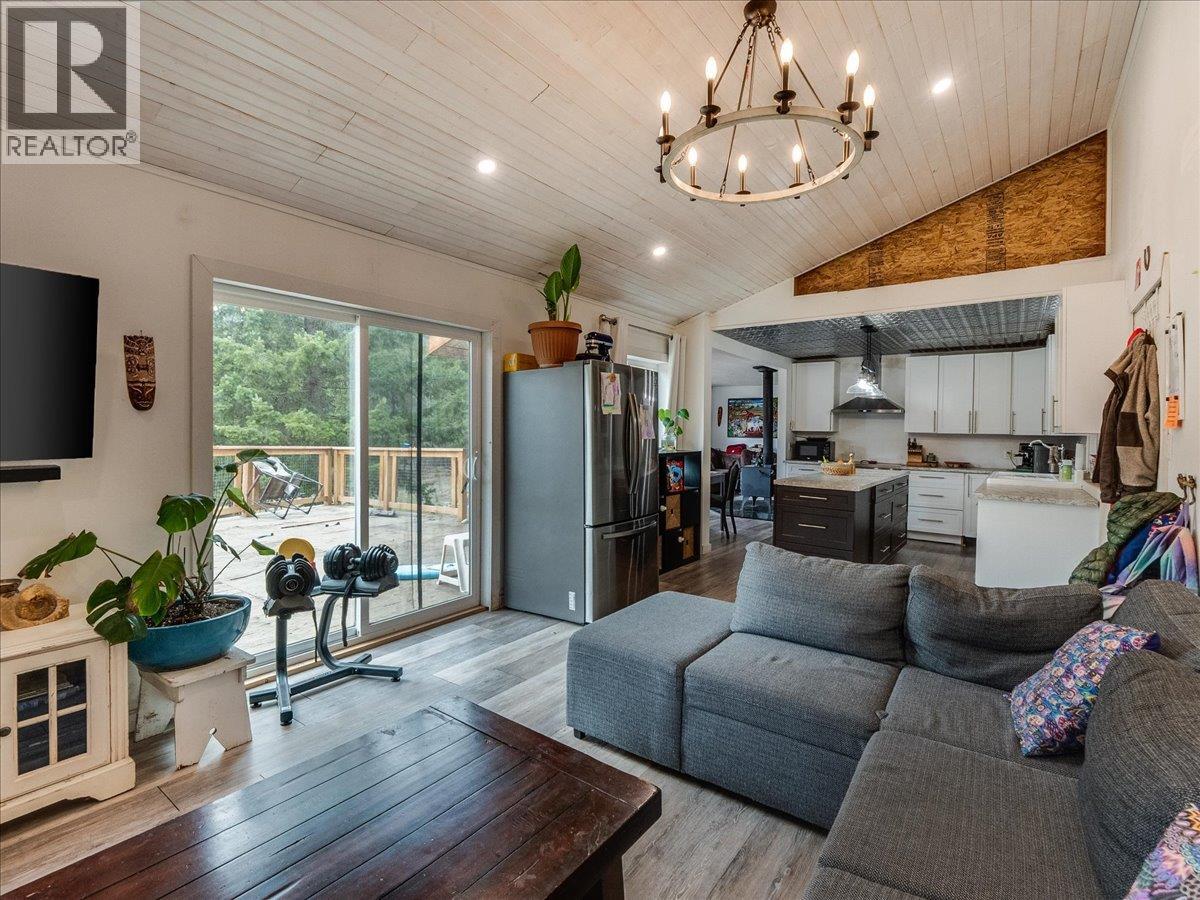 4675 6 Highway - 30