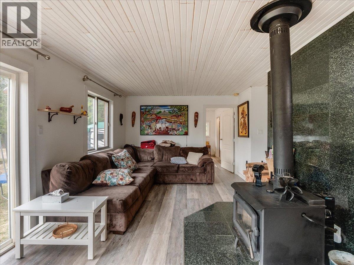 4675 6 Highway - 34