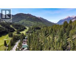 1957 Greywolf Drive, Panorama, BC V0A1T0 Photo 53