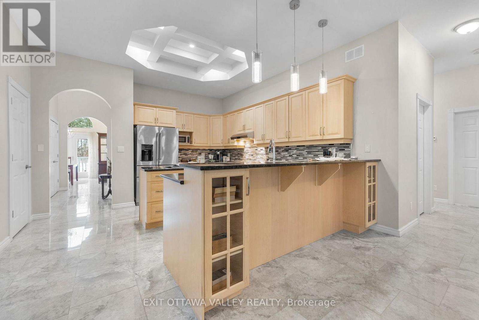 740 WALFORD ROAD - 8