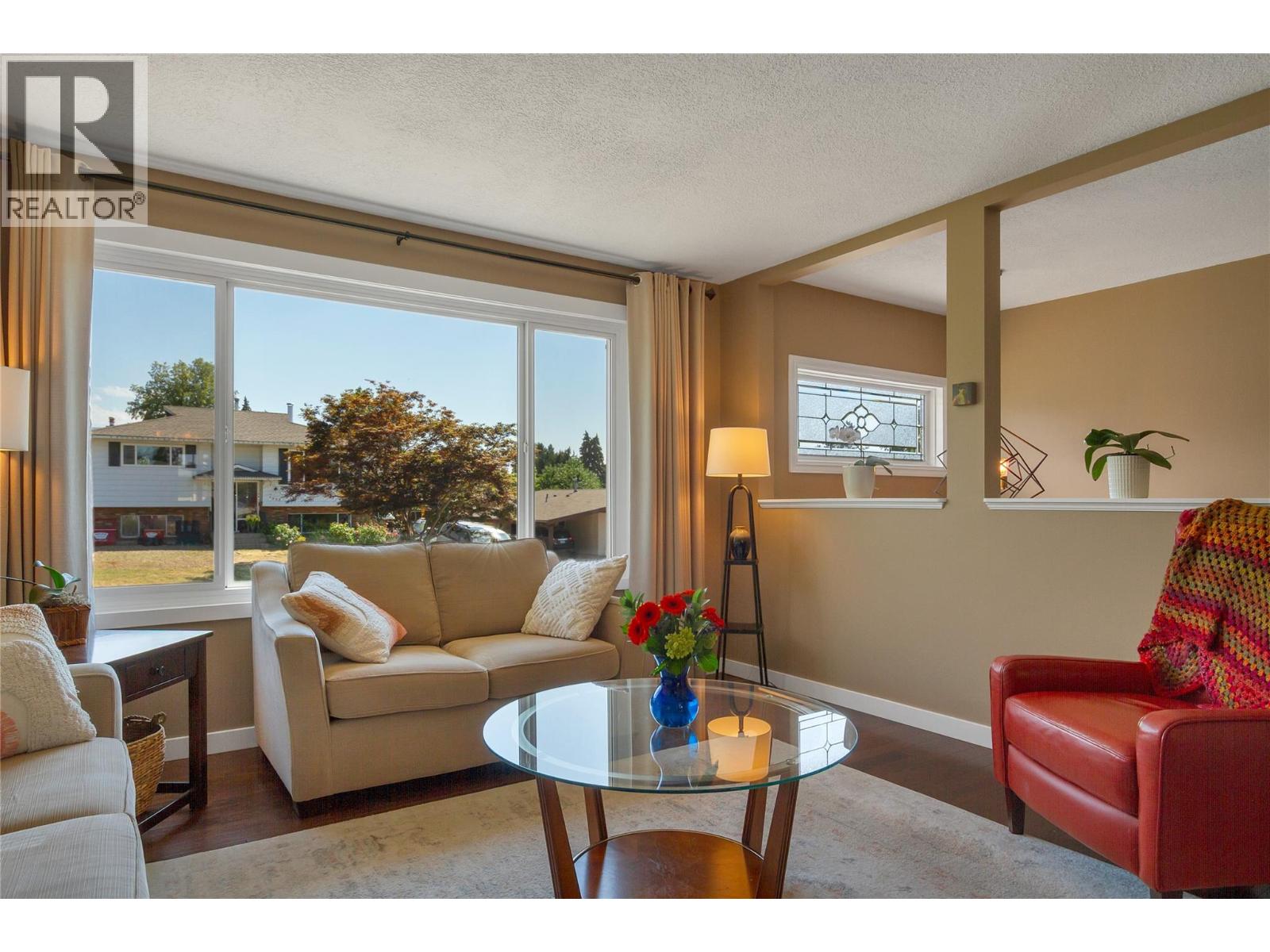 1303 41 Avenue - 15