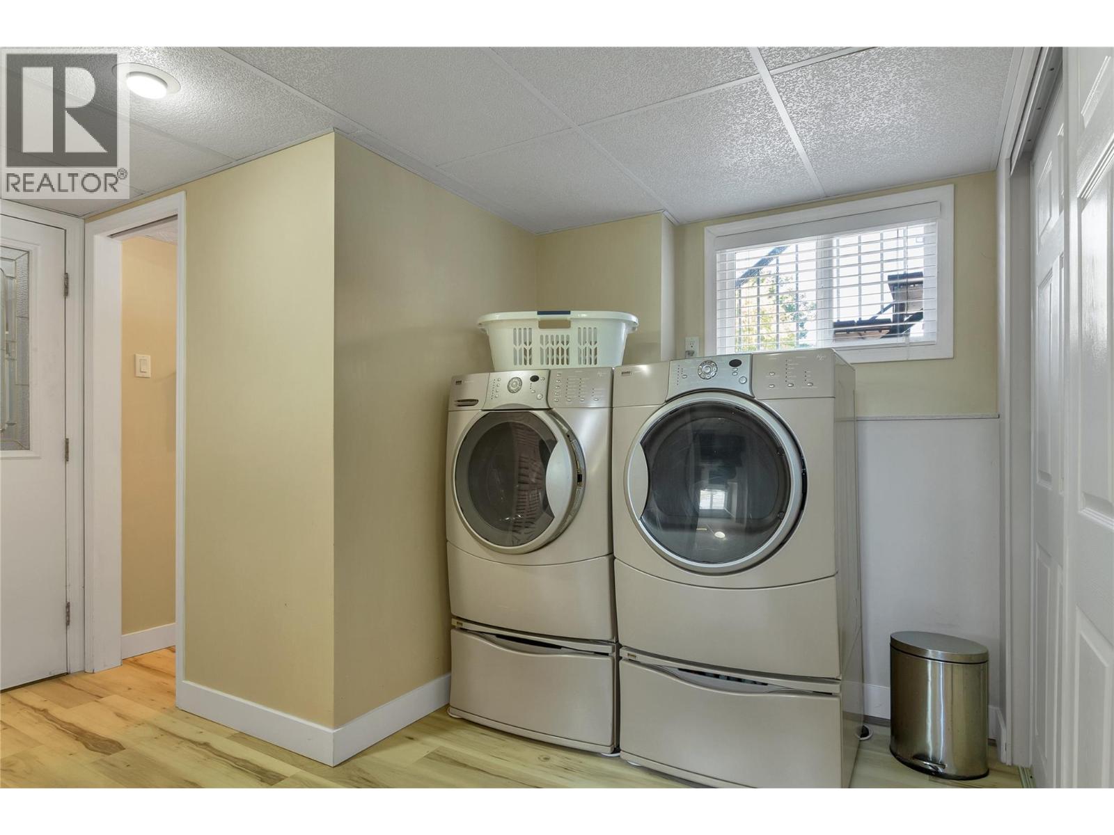 1303 41 Avenue - 38