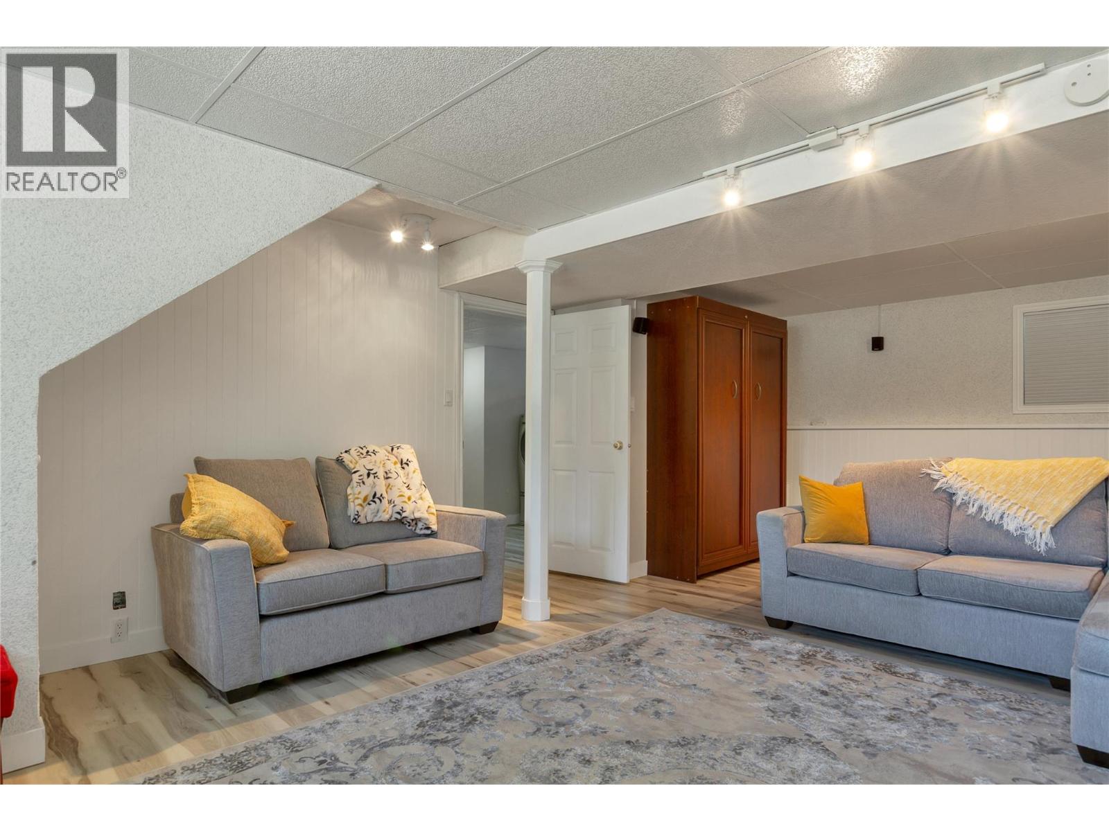 1303 41 Avenue - 42