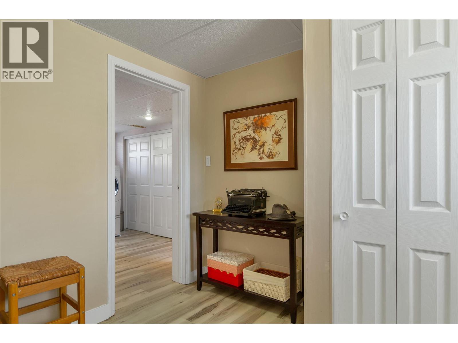 1303 41 Avenue - 46