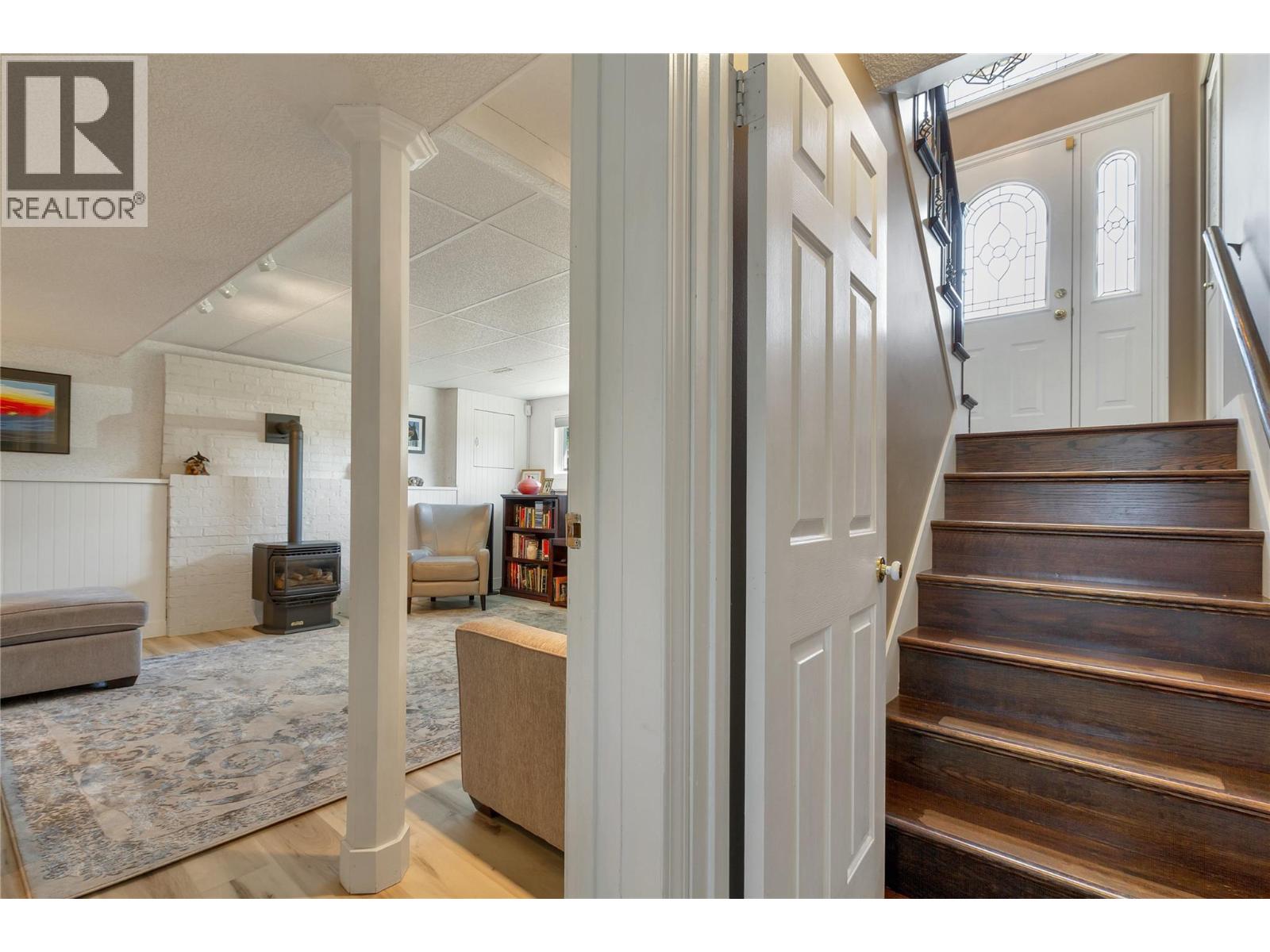 1303 41 Avenue - 49
