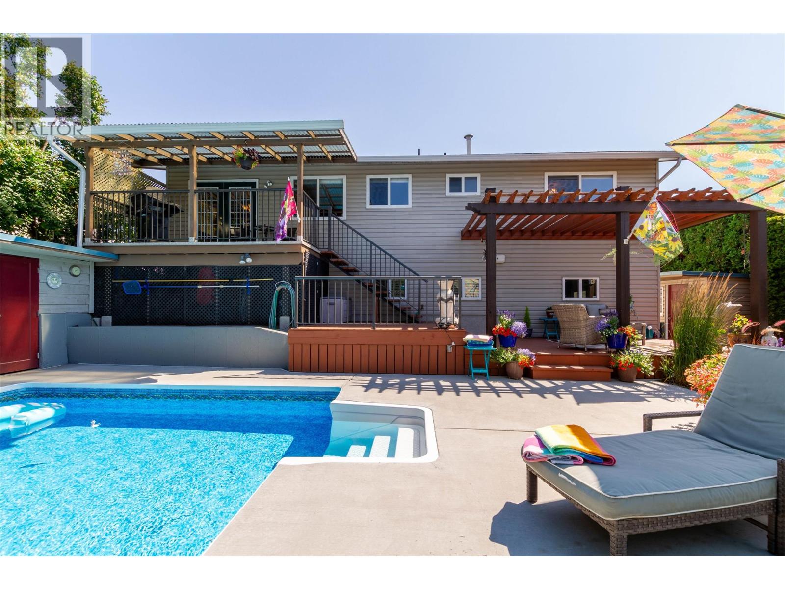 1303 41 Avenue - 73