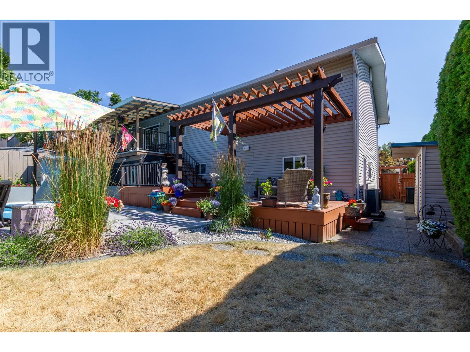 1303 41 Avenue - 75