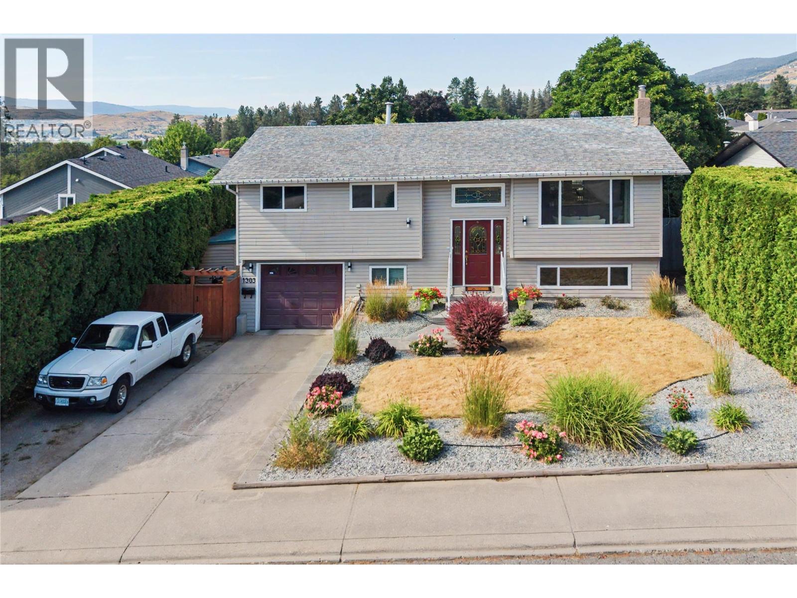 1303 41 Avenue - 78