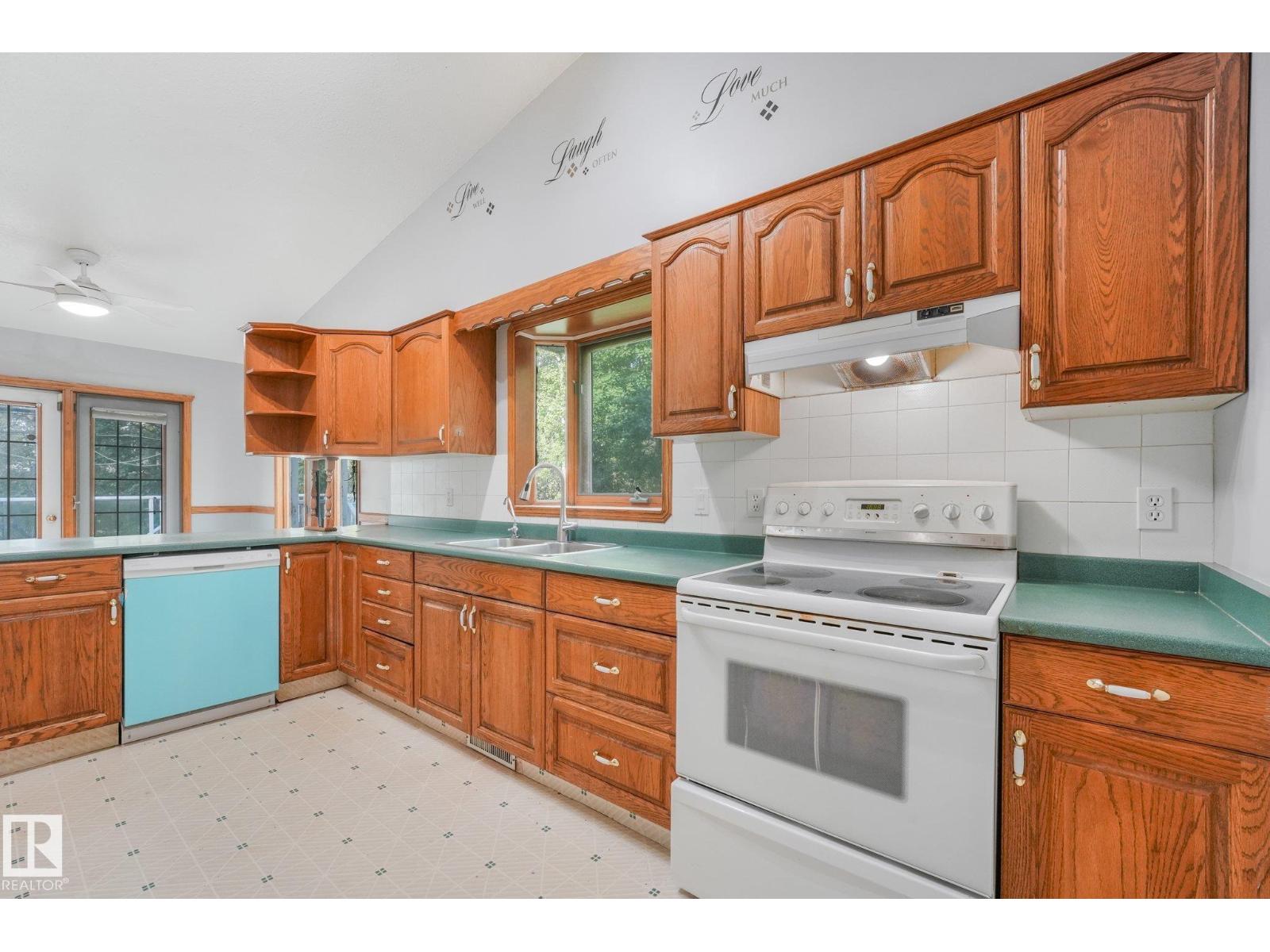 #27 2022 PARKLAND DR - Image 14