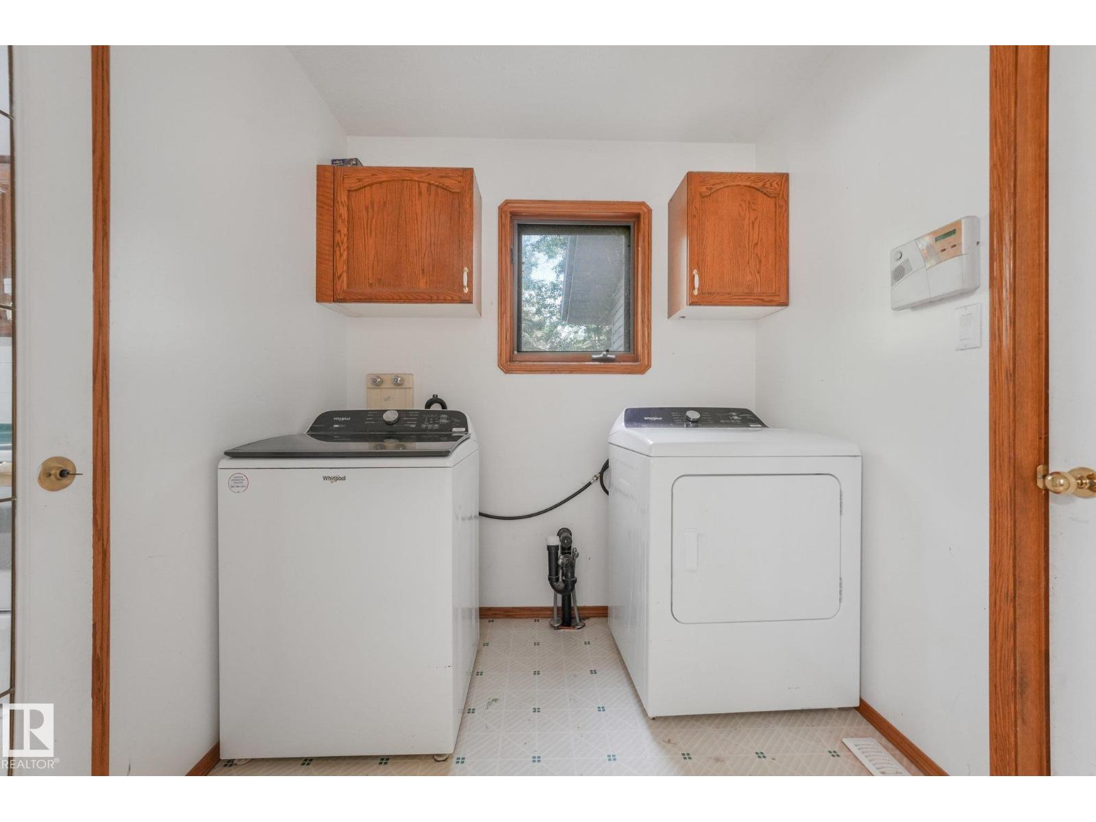 #27 2022 PARKLAND DR - 30