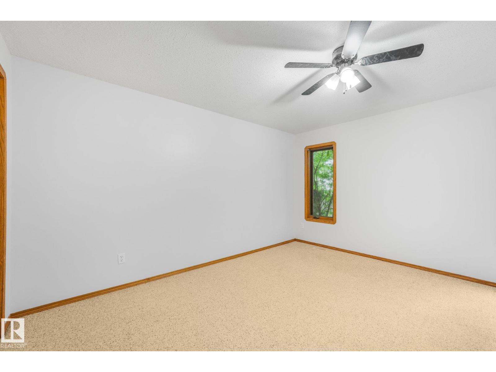 #27 2022 PARKLAND DR - 39