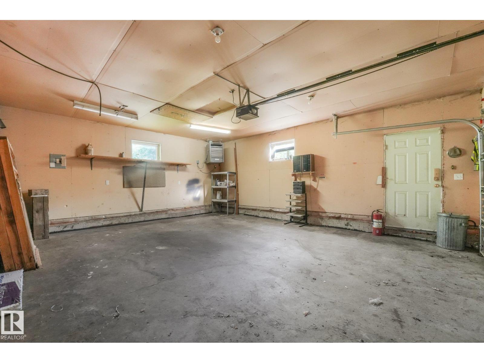 #27 2022 PARKLAND DR - Image 58