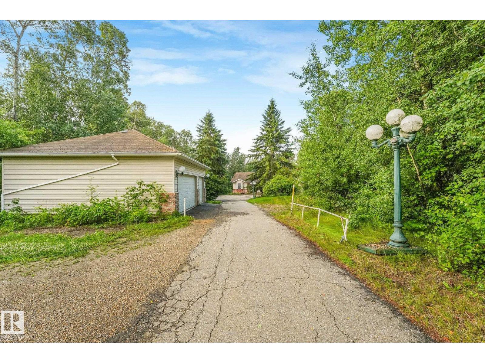#27 2022 PARKLAND DR - Image 48