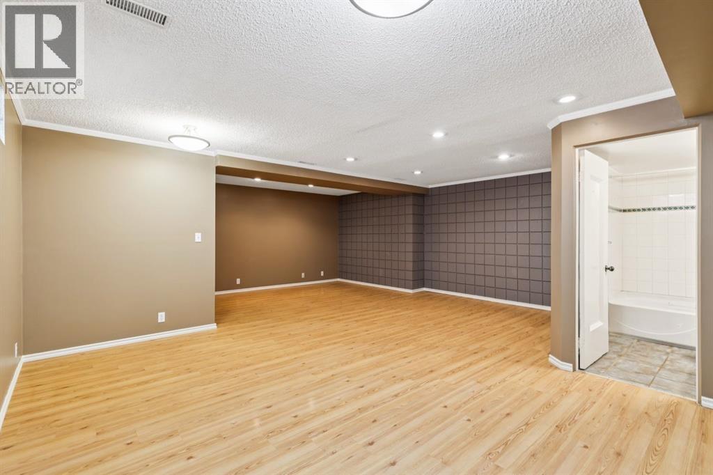 2144 Chilcotin Road NW - 27