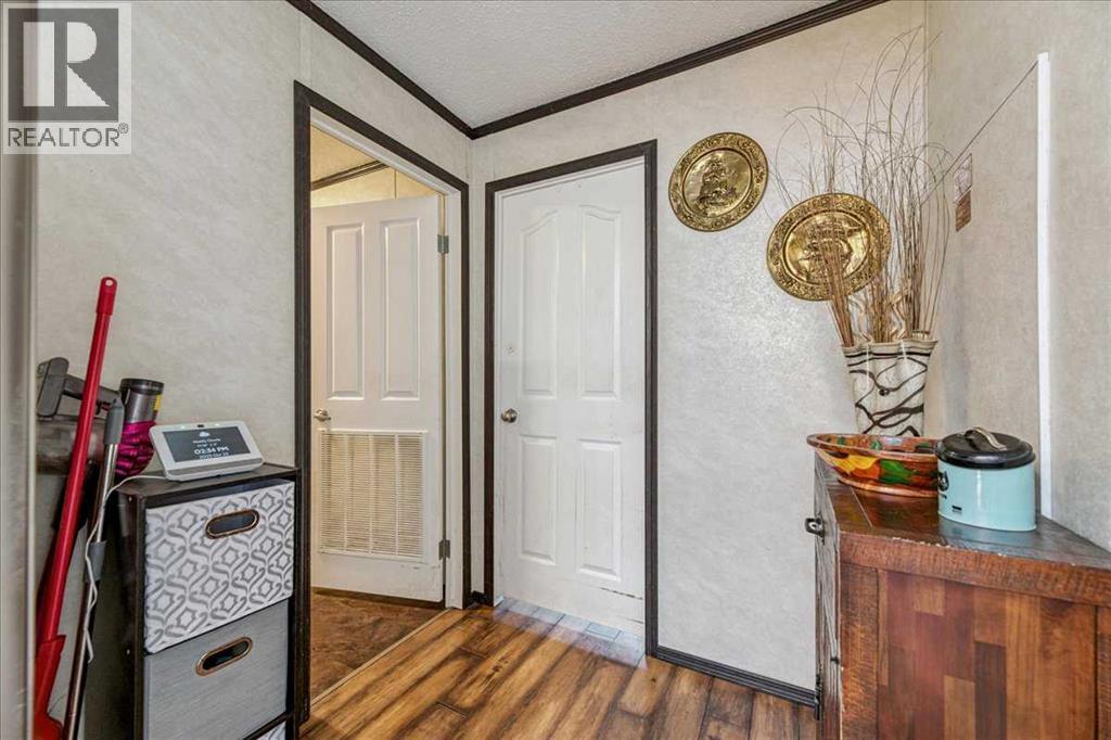 190003 Range Rd 240 - 25