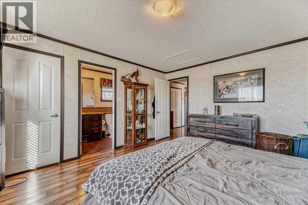 190003 Range Rd 240 - 27