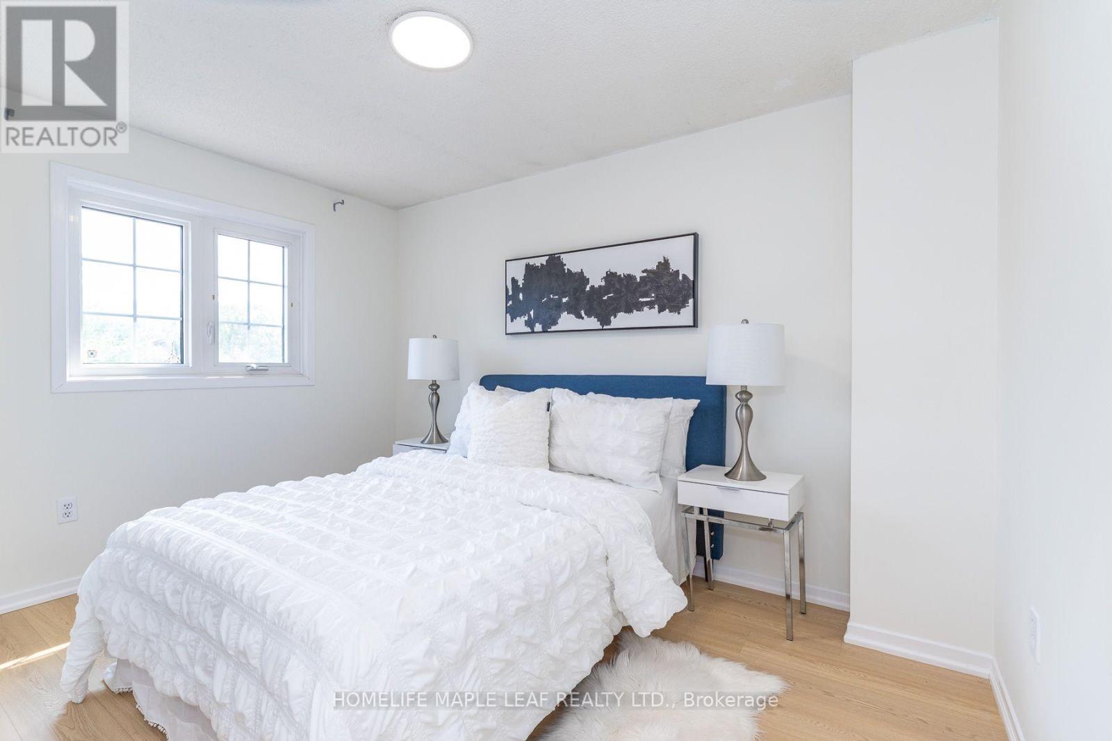43 BARRETT CRESCENT - Image 32