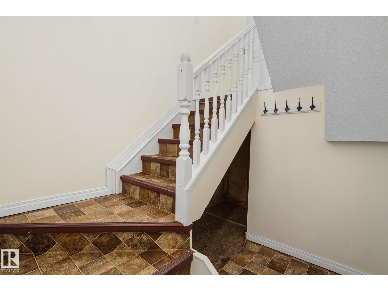 4259 29 AV NW - 26