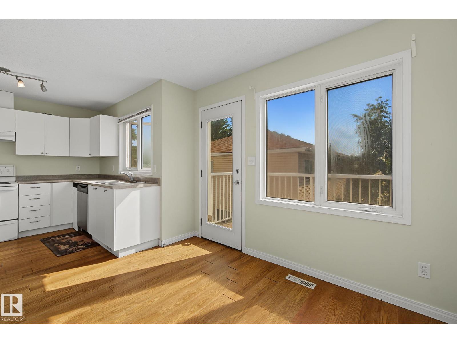 4259 29 AV NW - Image 13