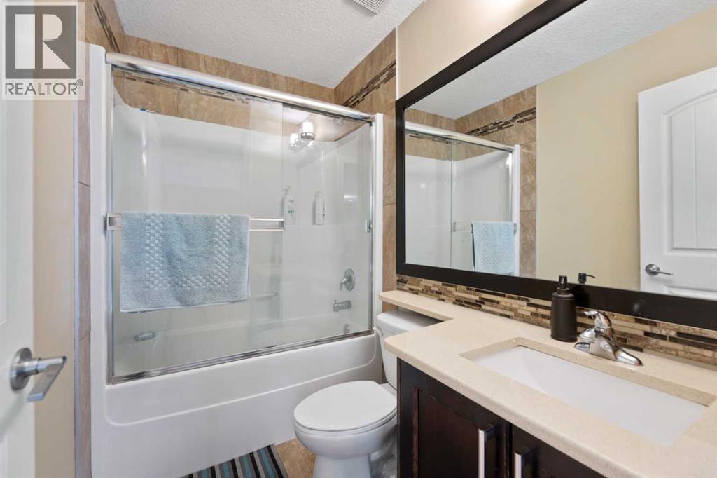 150 Saddlelake Grove NE - 31