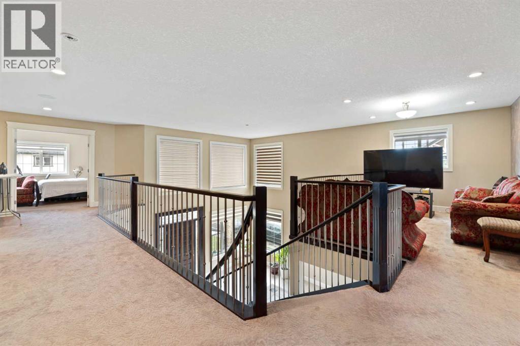 150 Saddlelake Grove NE - 29