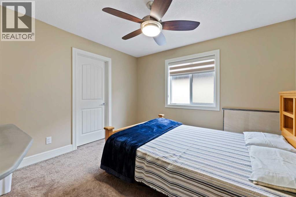 150 Saddlelake Grove NE - 30