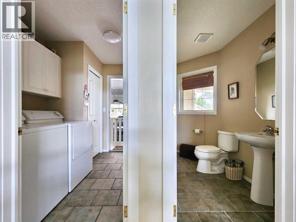 #11 240 Heritage Boulevard W - 15