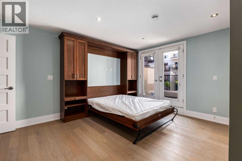 1513 23 Avenue SW - Image 32