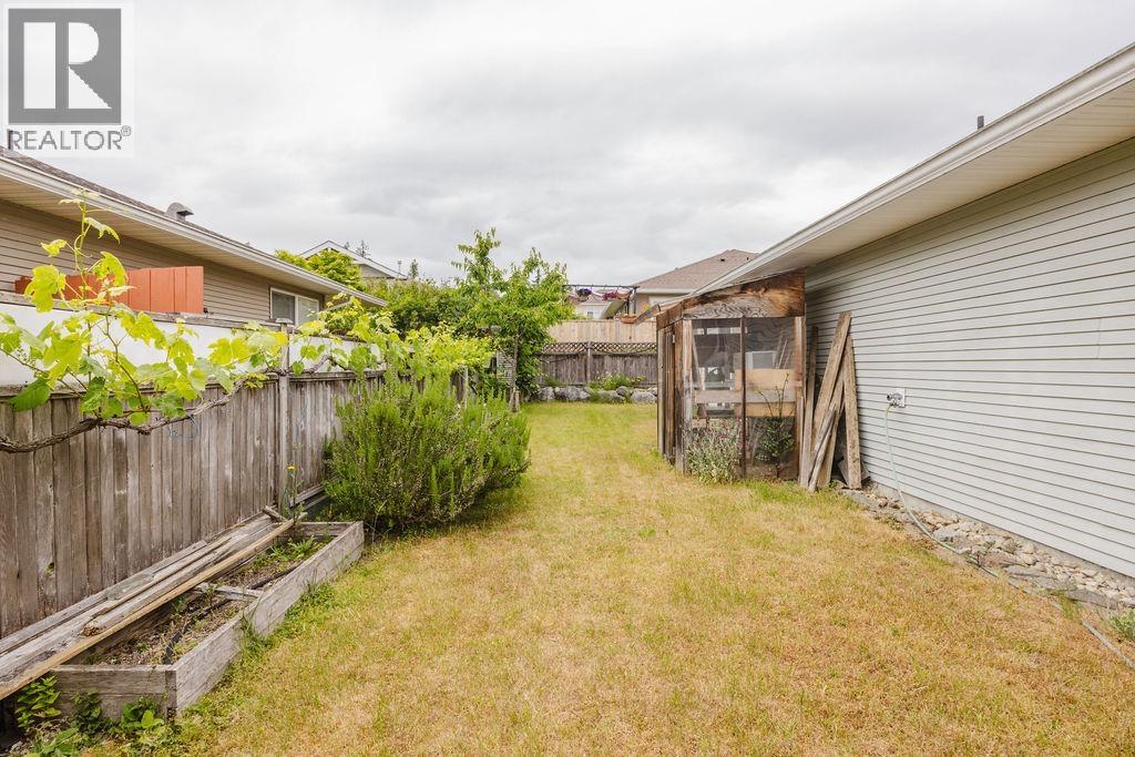 5687 EMILY WAY, Sechelt