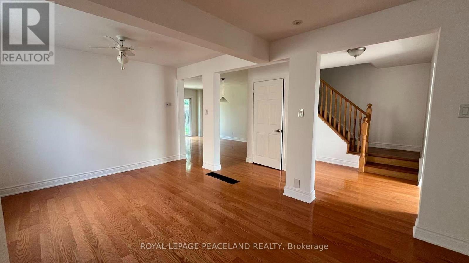 711 IRWIN CRESCENT - 12