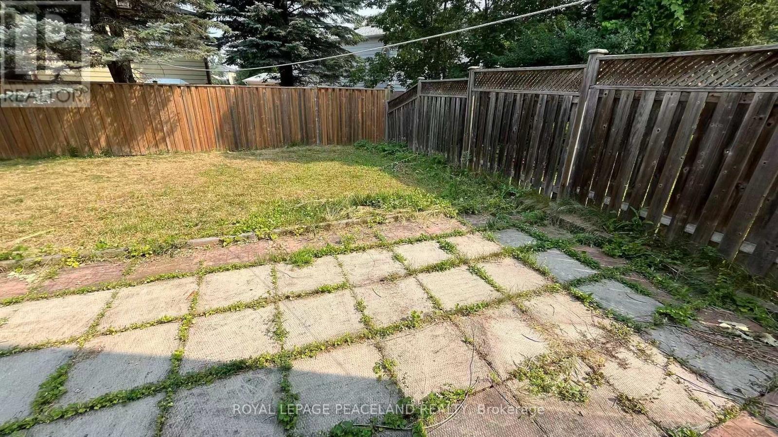 711 IRWIN CRESCENT - 20