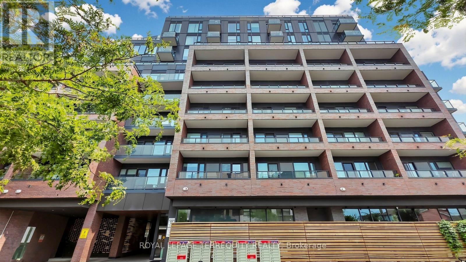 #510 1808 ST CLAIR AVENUE W - Image 47