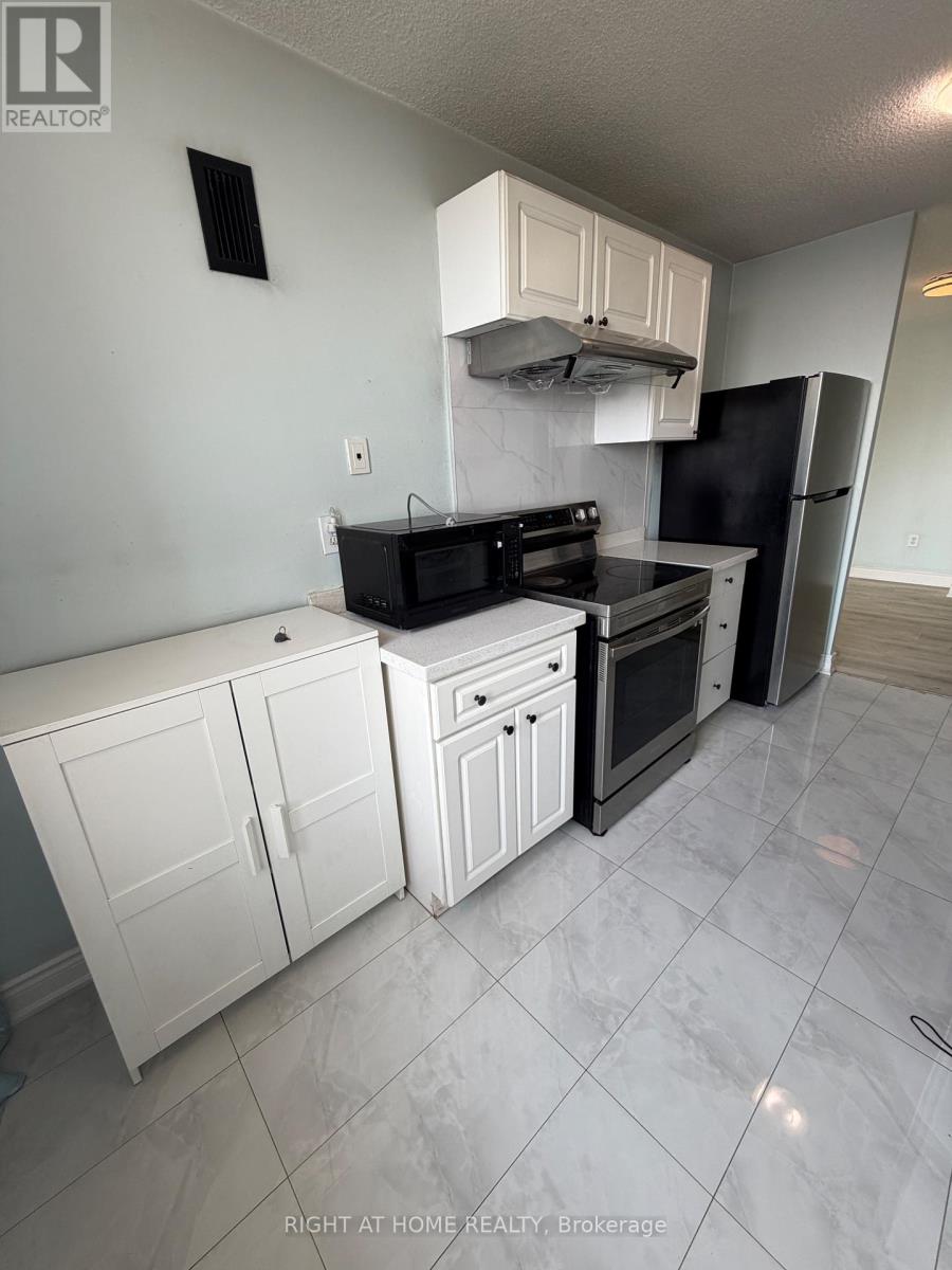 #2106 4 KINGS CROSS ROAD - Image 13