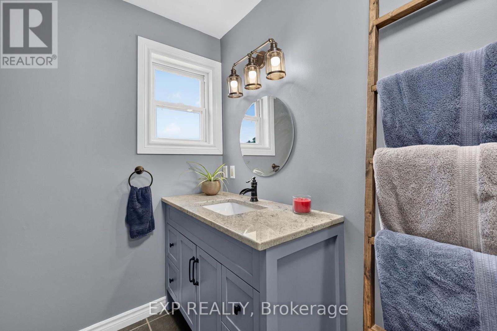 2415 COUNTY 46 ROAD - 18