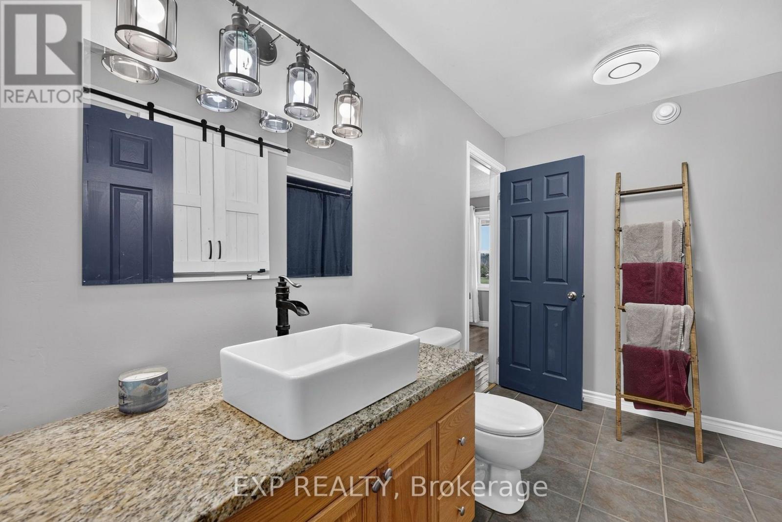 2415 COUNTY 46 ROAD - 21