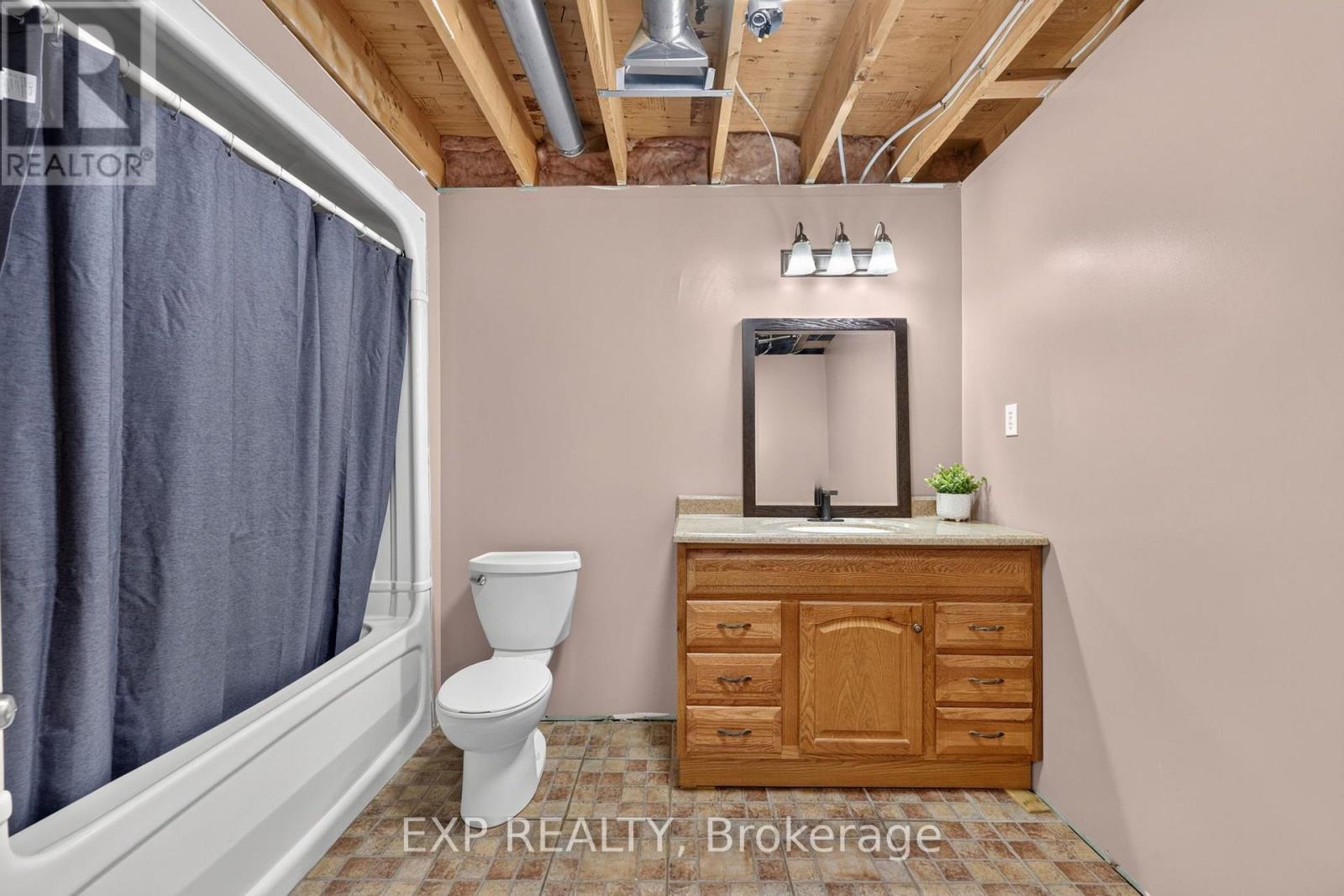 2415 COUNTY 46 ROAD - 27