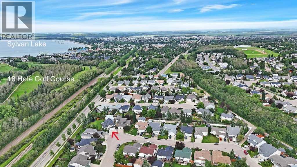 13 Fern Crescent - 44