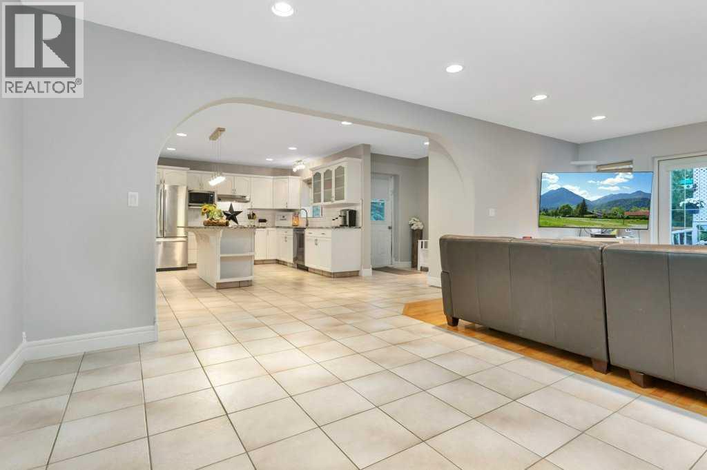13 Fern Crescent - 19