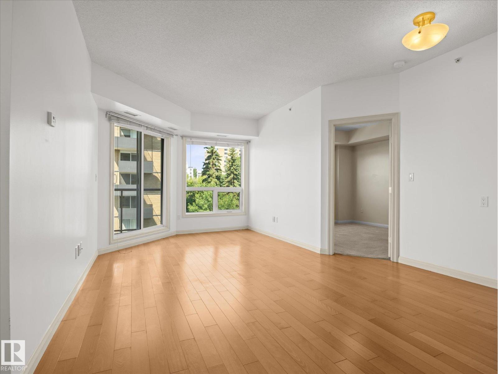 #707 9819 104 ST NW - 11
