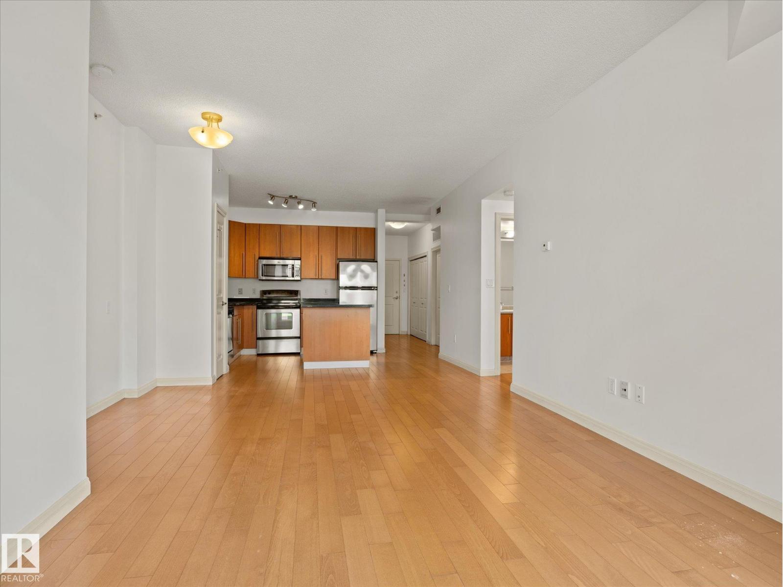 #707 9819 104 ST NW - 13