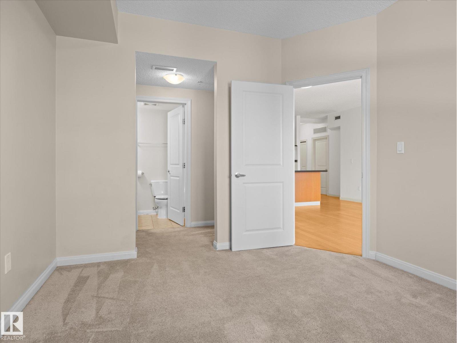#707 9819 104 ST NW - 16