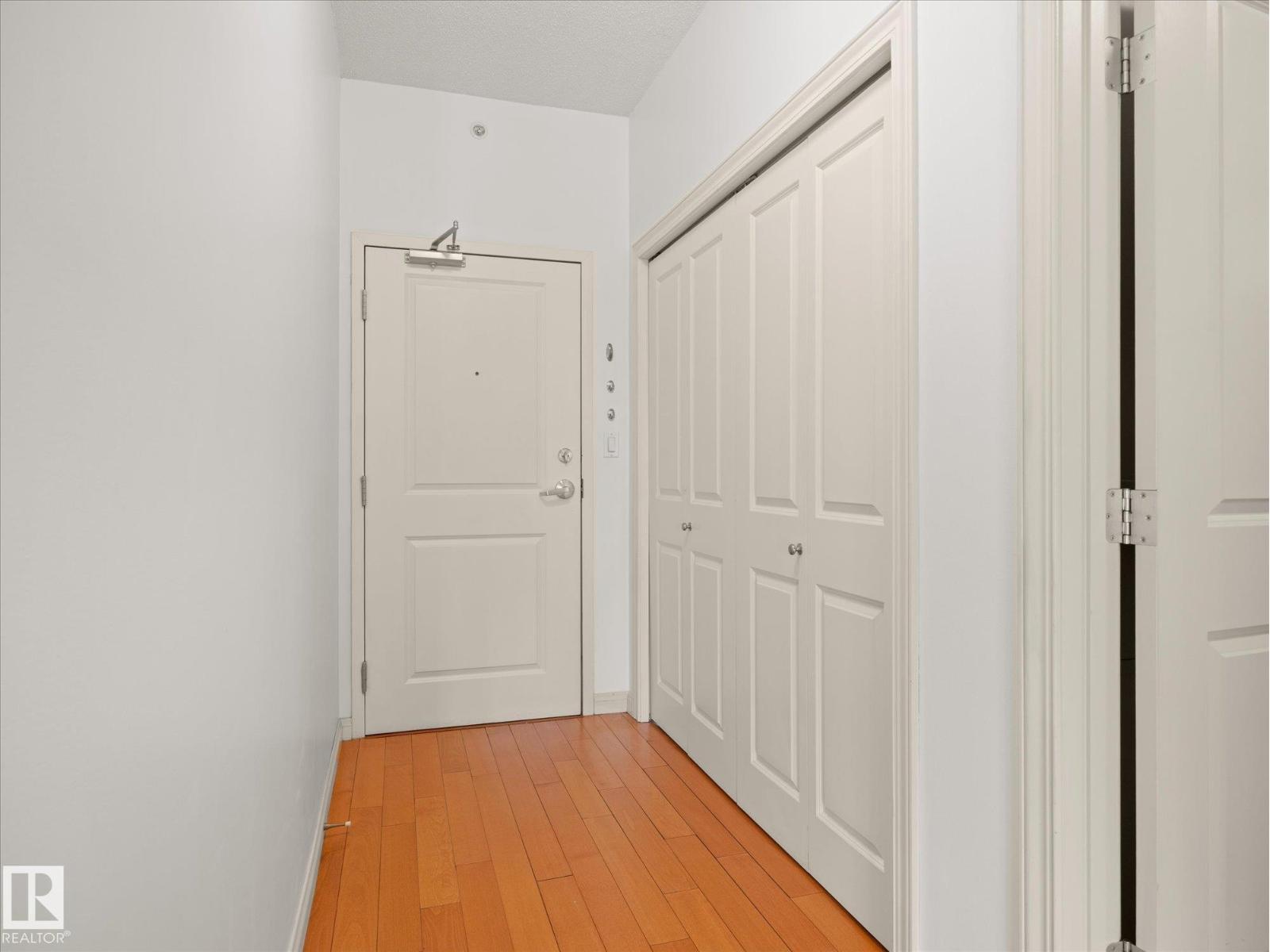 #707 9819 104 ST NW - 6