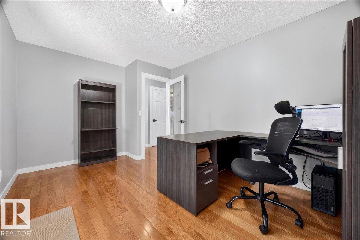 #47 21061 WYE RD - 11