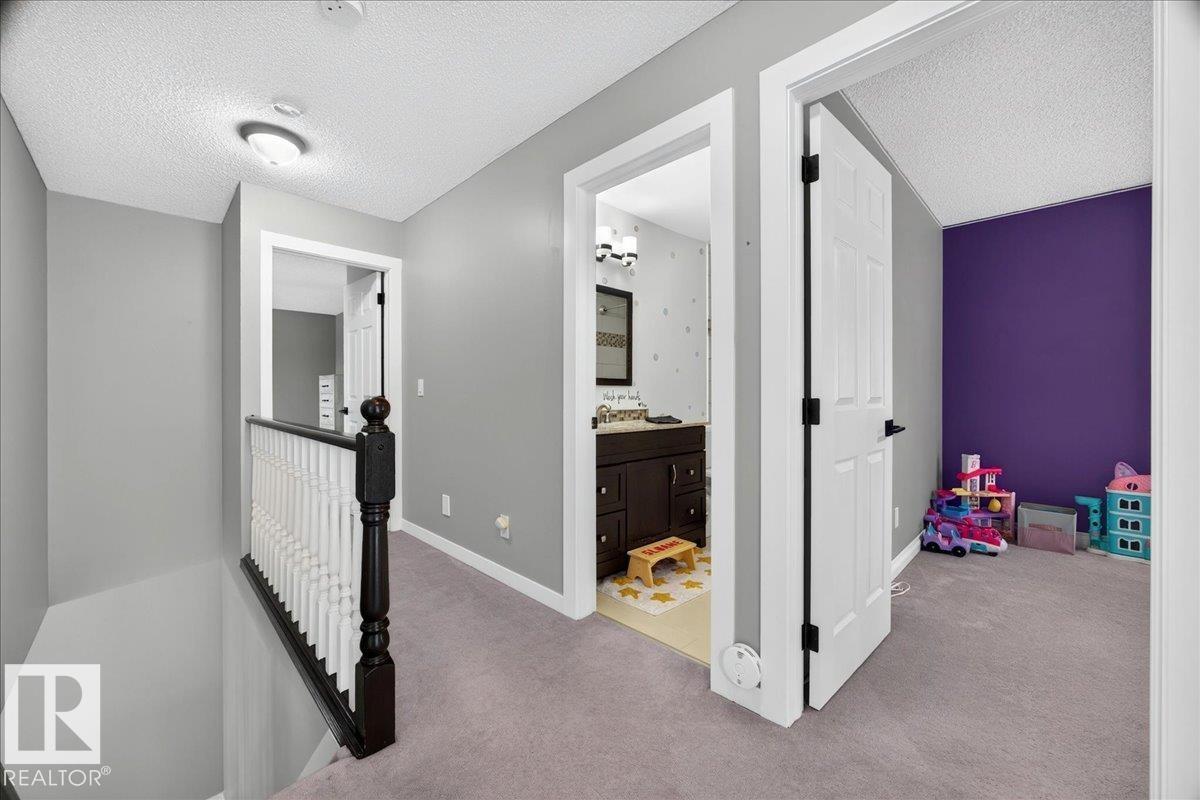 #47 21061 WYE RD - 28