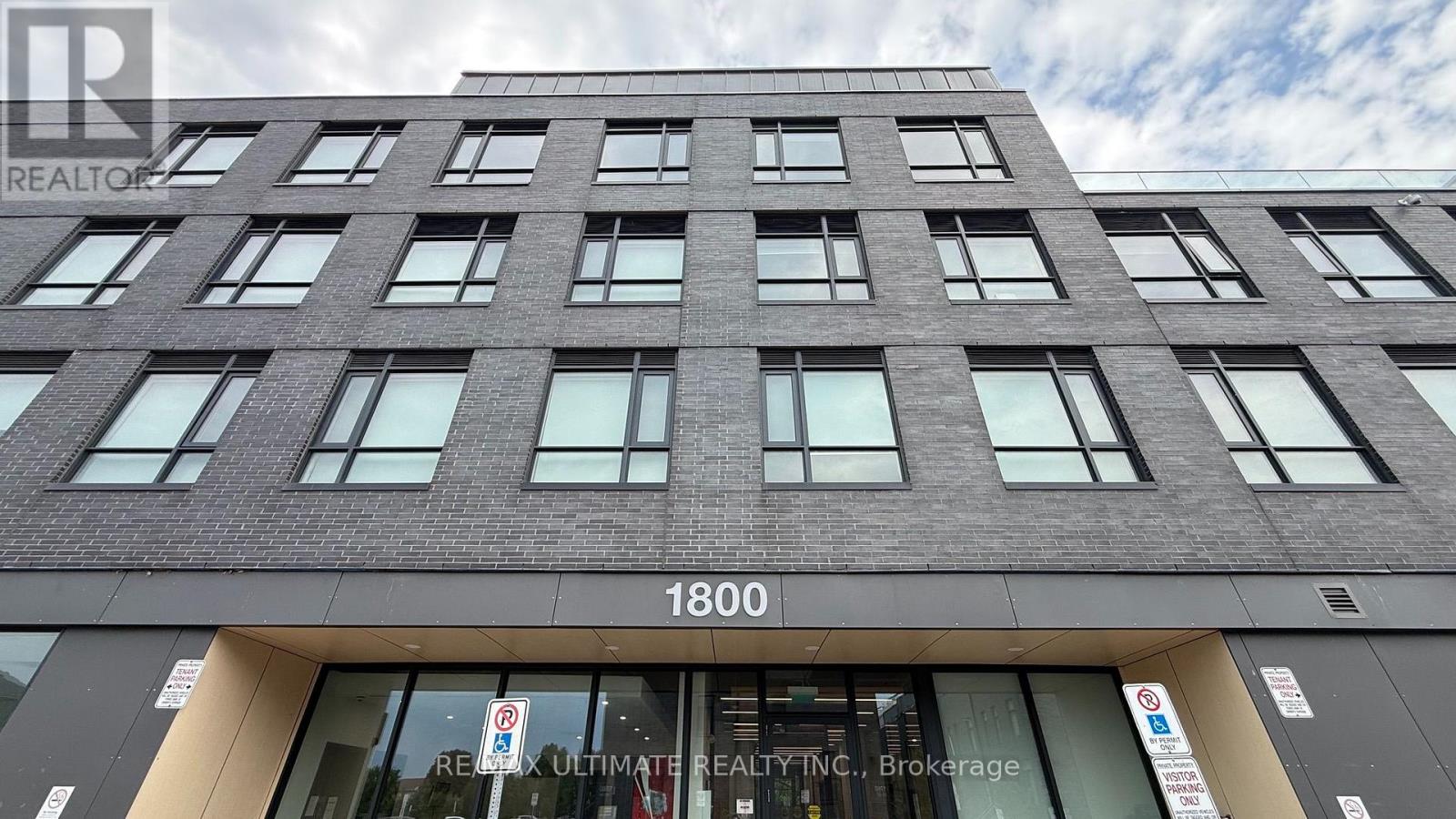 #214 1800 SIMCOE STREET N - 1