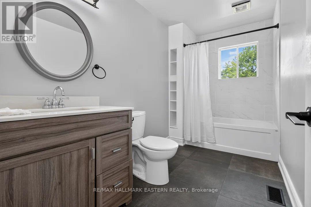 257 WHITE STREET - 21