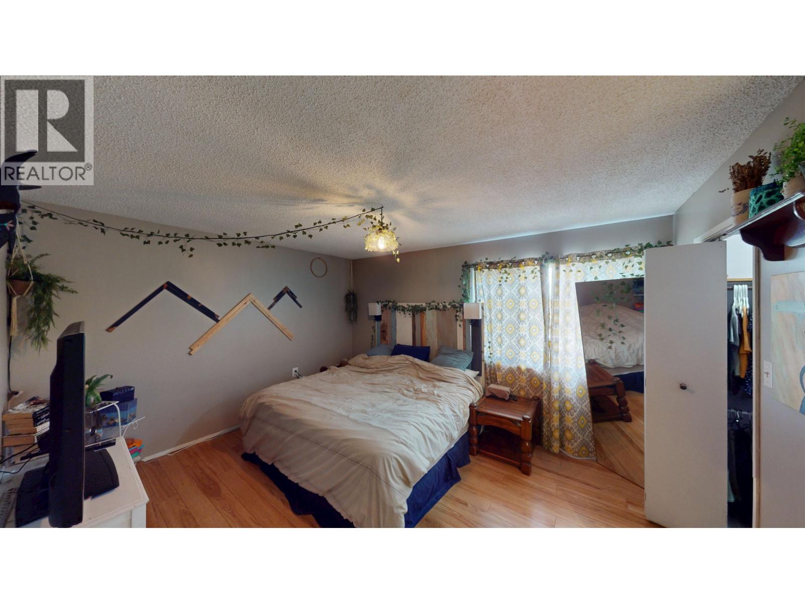 10072 257 ROAD - 29